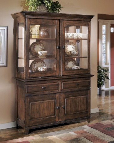 Ashley Larchmont D442-80-81. Буфет Ashley Larchmont.