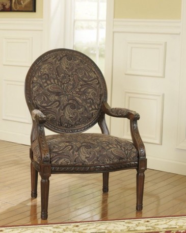 Ashley Macneill Umber 75802-60. Кресло с отделкой из дерева Ashley Macneill Umber.