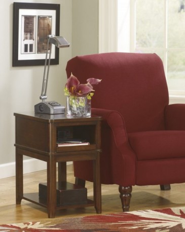 Ashley Chairside End Tables T107-477. Придиванный столик Ashley Chairside End Tables.