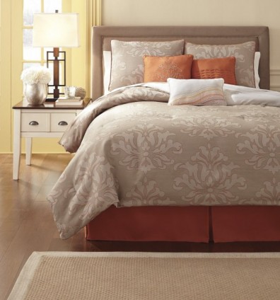 Ashley Flowerdale Q163005K. Постельное белье King Size Ashley Flowerdale.