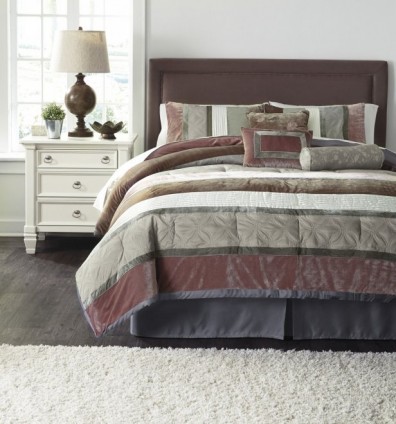 Ashley Jasie Q438005K. Постельное белье King Size Ashley Jasie.