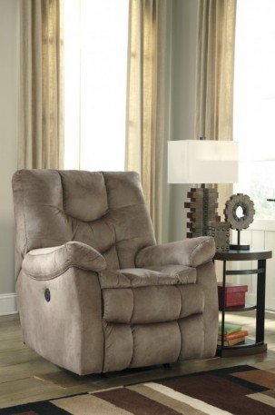 Ashley Karolek Pecan 27600-25. Кресло с реклайнером Ashley Karolek Pecan.