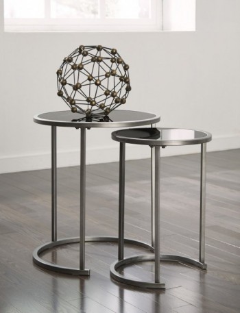 Ashley Marxim T506-112. Придиванный столик Ashley Marxim.