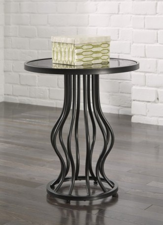 Ashley Marxim T506-206. Придиванный столик Ashley Marxim.