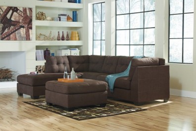 Ashley Maier Walnut 45201-16-67. Диван угловой Ashley Maier Walnut.